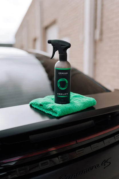 ARMOUR AMPLIFY 473ml - Spray de detalhe
