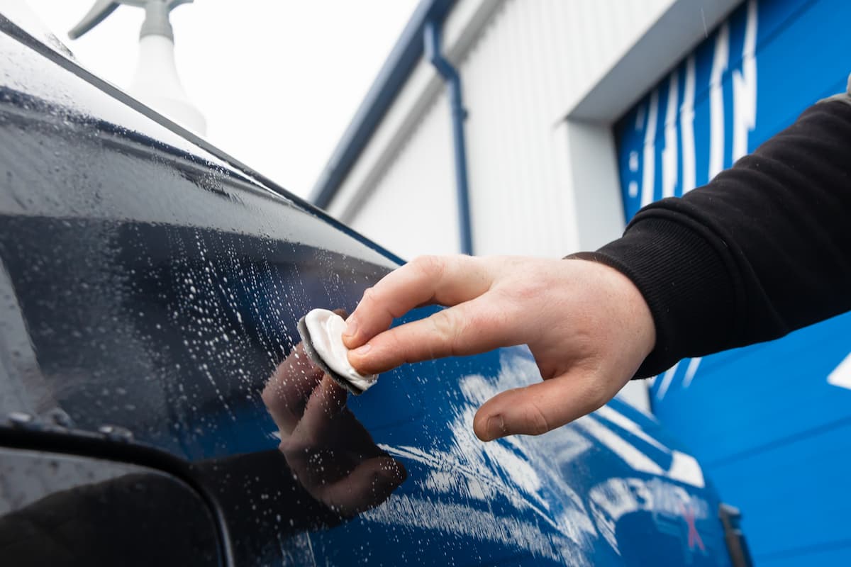 Claybar Amarilla Fina, Descontaminado Coche